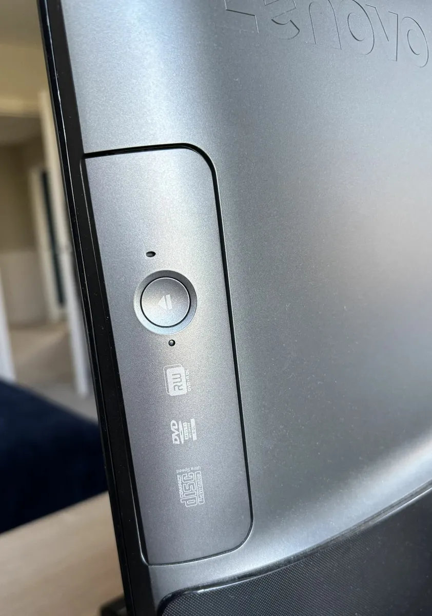 Lenovo IdeaCentre - Image 4