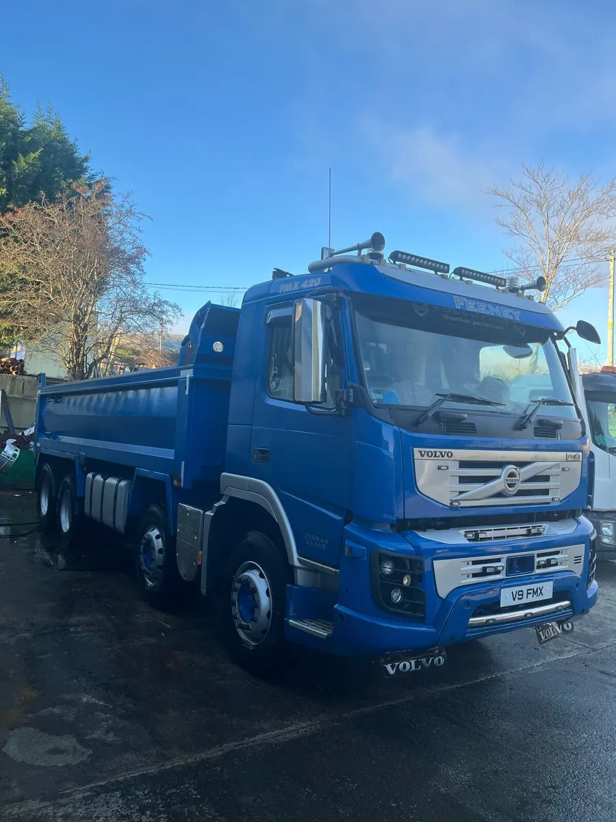 2012 volvo FMX tipper - Image 1