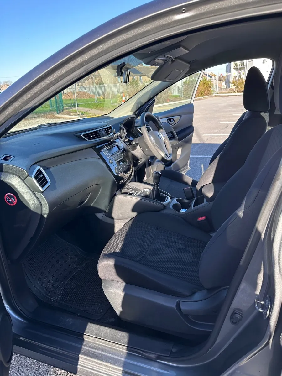 Nissan Qashqai 2017 NCT for 2 years - Image 4