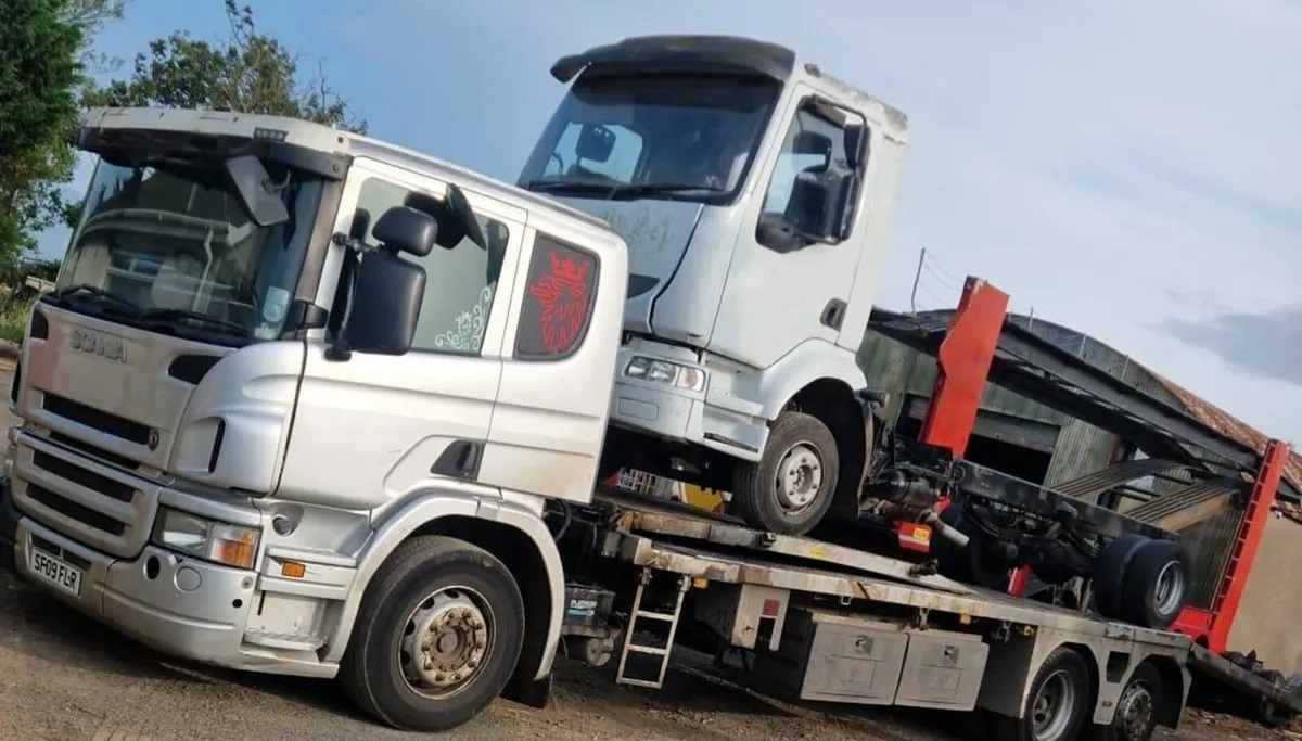 09 Scania  recovery lorry - Image 2