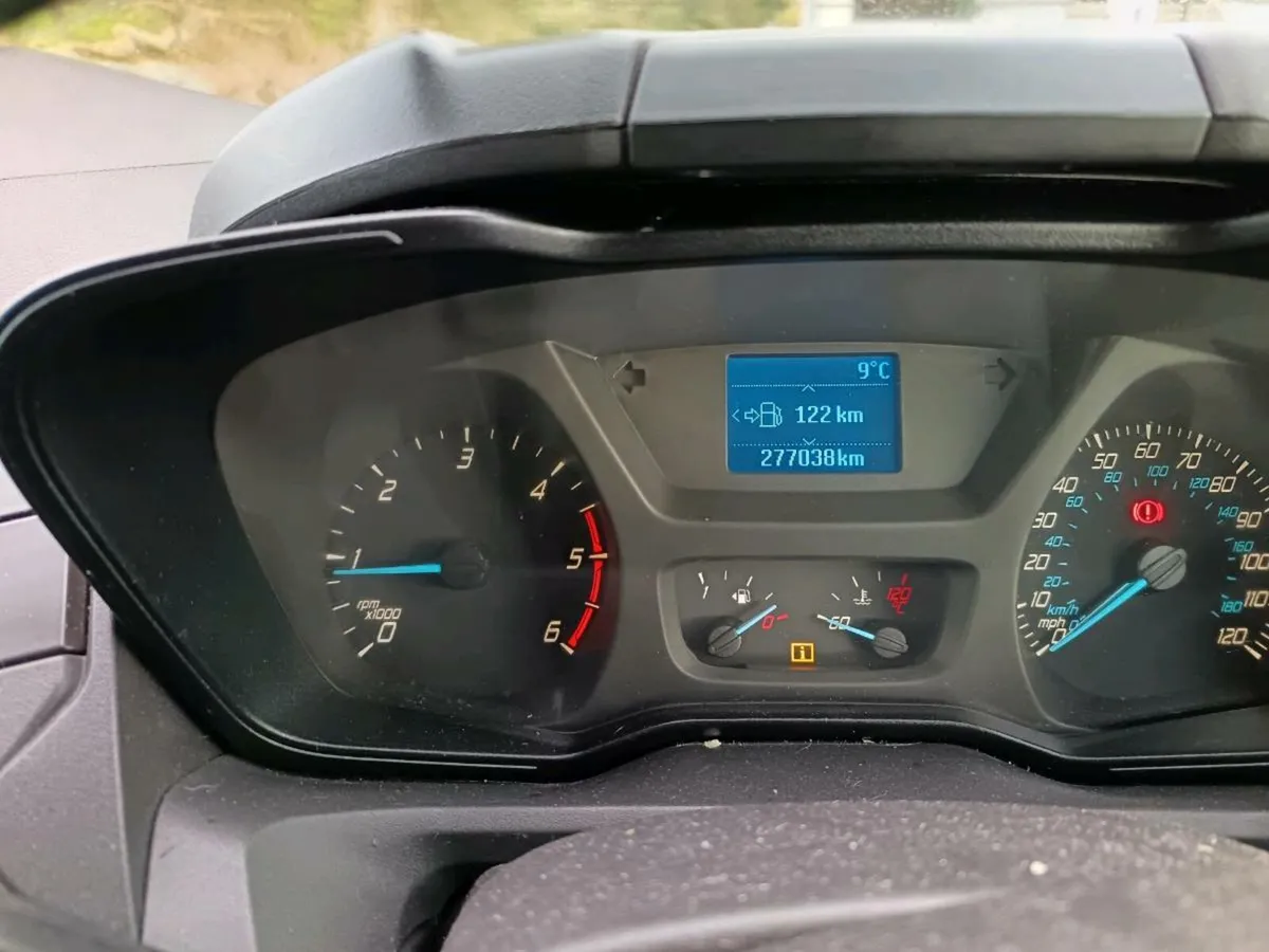 Transit custom - Image 2