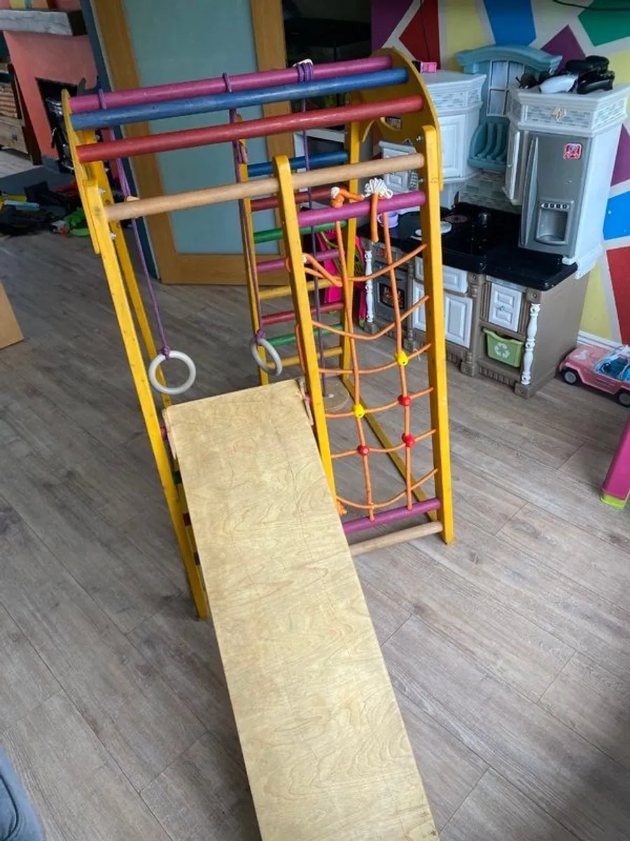 Childrens gym - Image 2