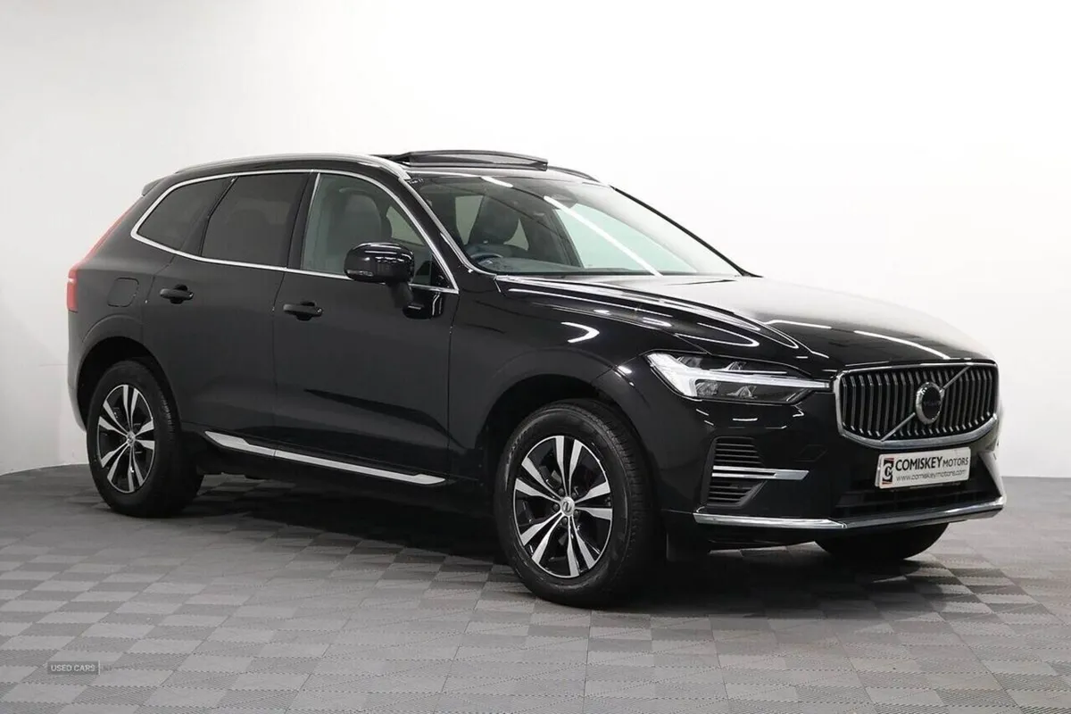 Volvo XC60 h T6 Core - Image 1