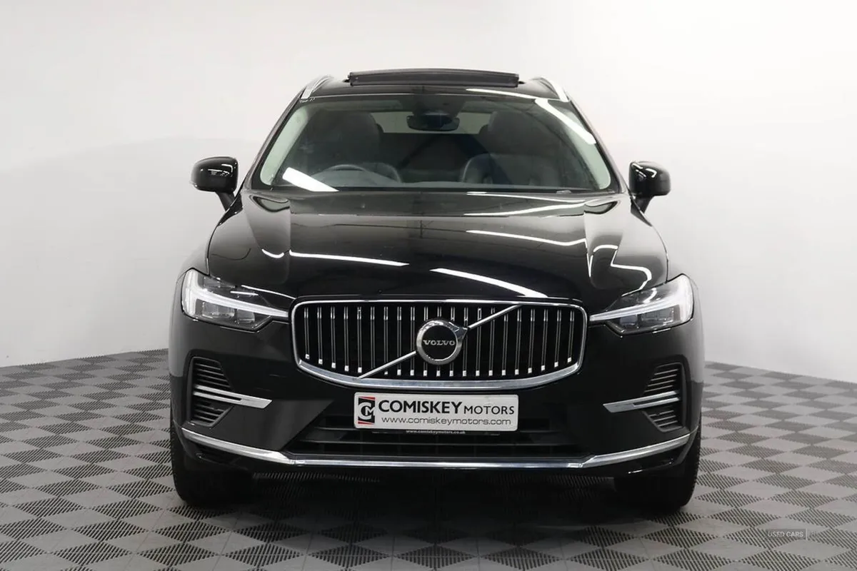 Volvo XC60 h T6 Core - Image 2
