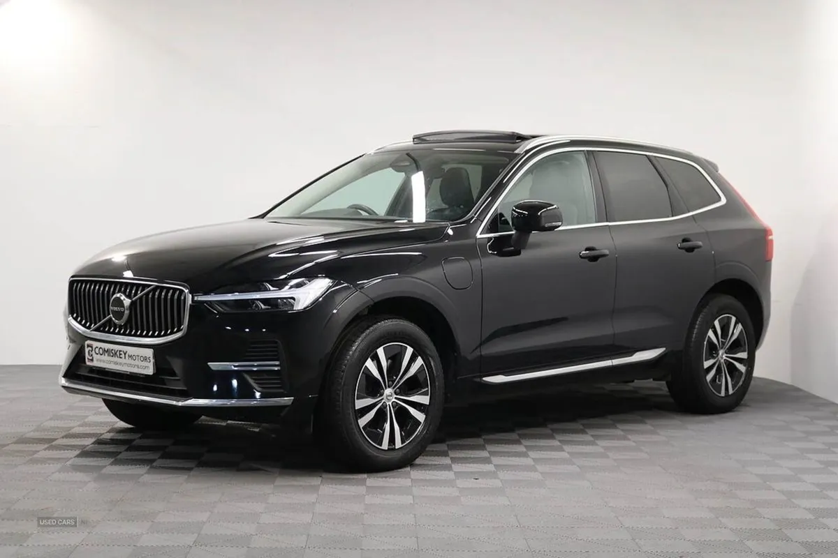 Volvo XC60 h T6 Core - Image 3