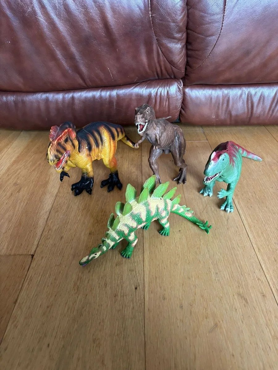 Dinosaur - 4 different types - Image 1