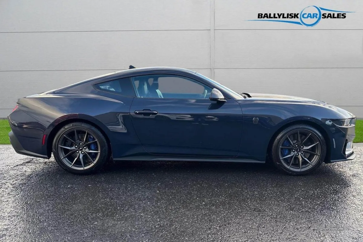 Ford Mustang 5.0 V8 Dark Horse Coupe 2dr Petrol ( - Image 3