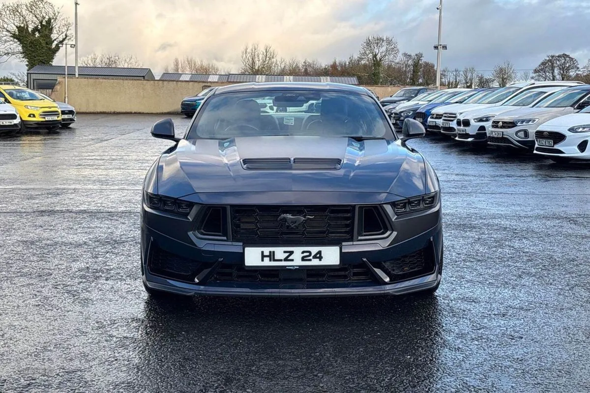 Ford Mustang 5.0 V8 Dark Horse Coupe 2dr Petrol ( - Image 4