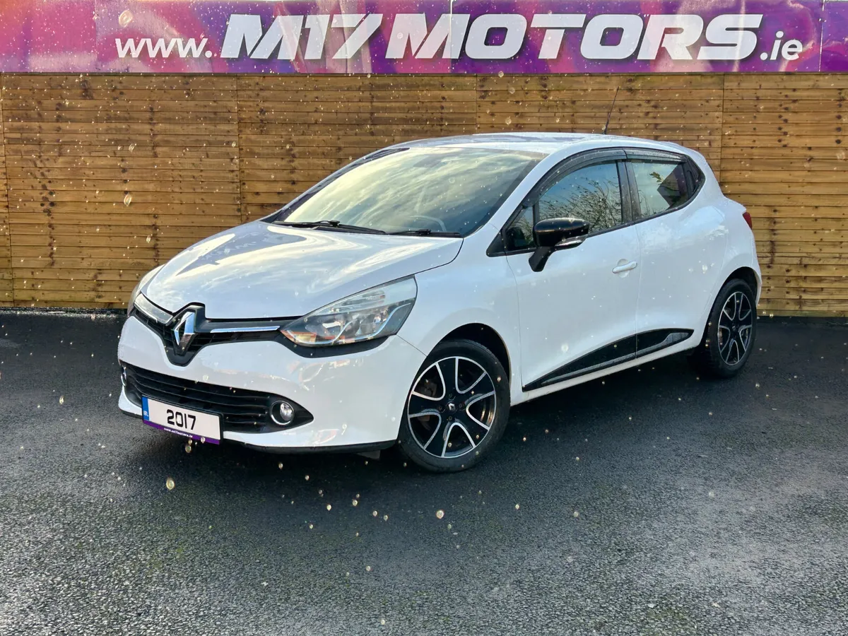 RENAULT CLIO! LOW KMS - Image 2