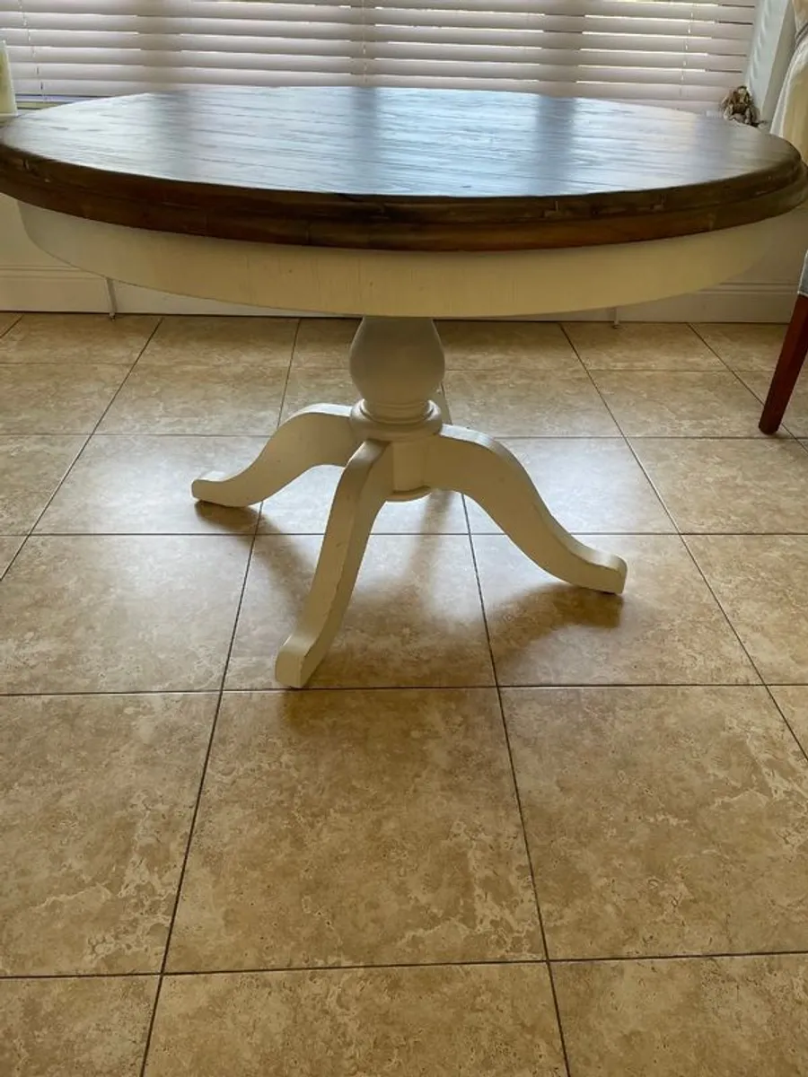 Kitchen Table - Image 3