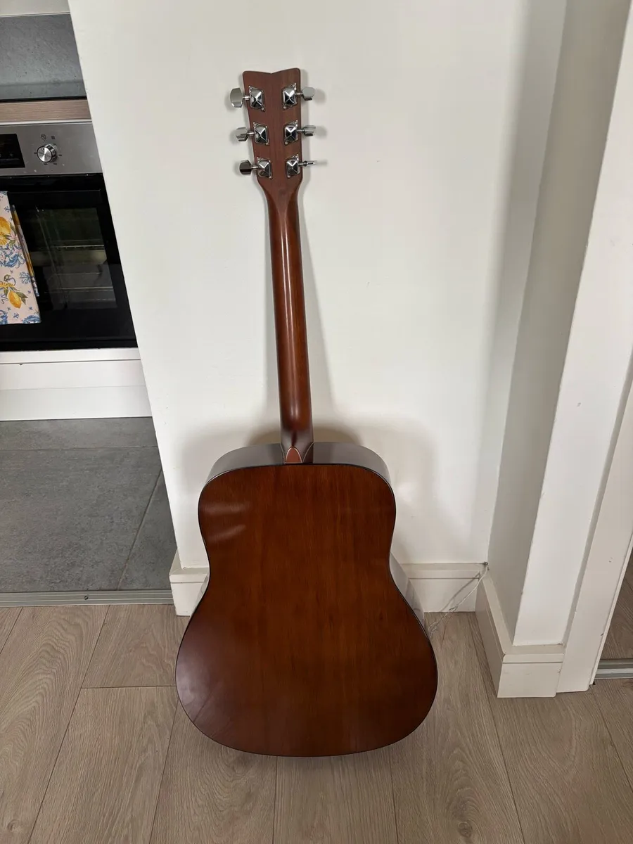 Yamaha Guitar - Image 2