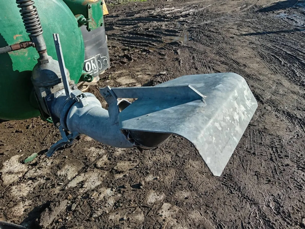 Major 2050 gallon slurry tank - Image 3