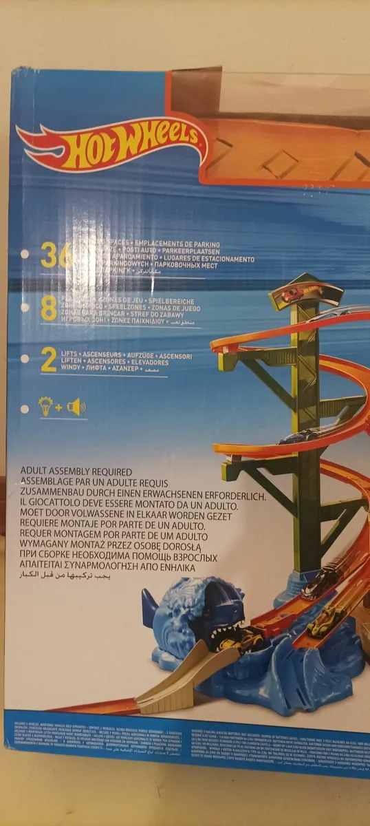 Hot Wheels Mega Shark Garage - Image 3