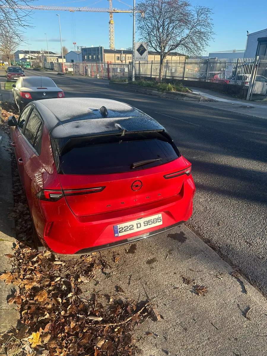 Opel Astra SRI Spec 1.2 100PS - Image 3