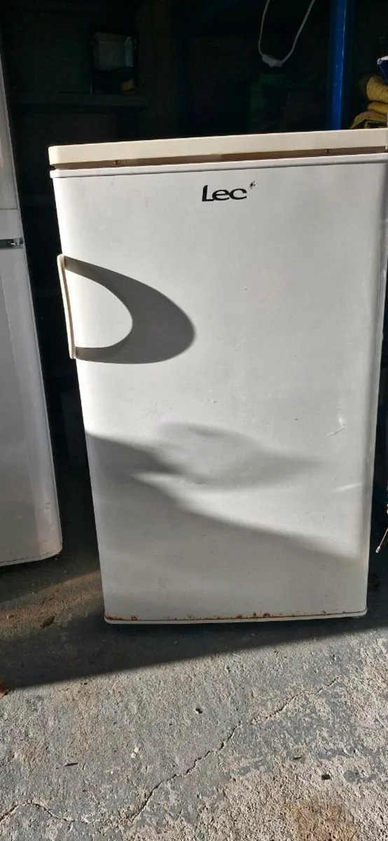 Under counter freezer - Image 1