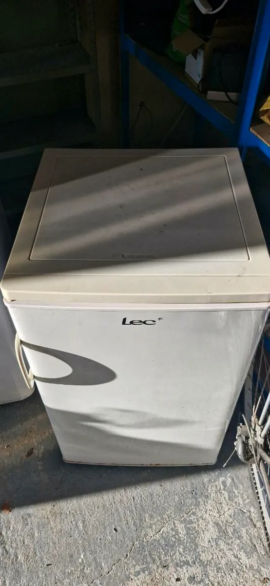 Under counter freezer - Image 3