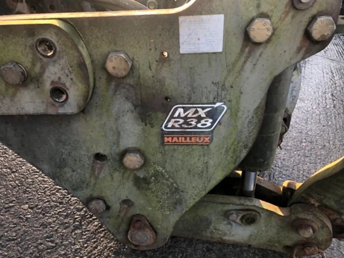Mailleux MX R38 Fold Up Front Linkage - Claas - Image 4