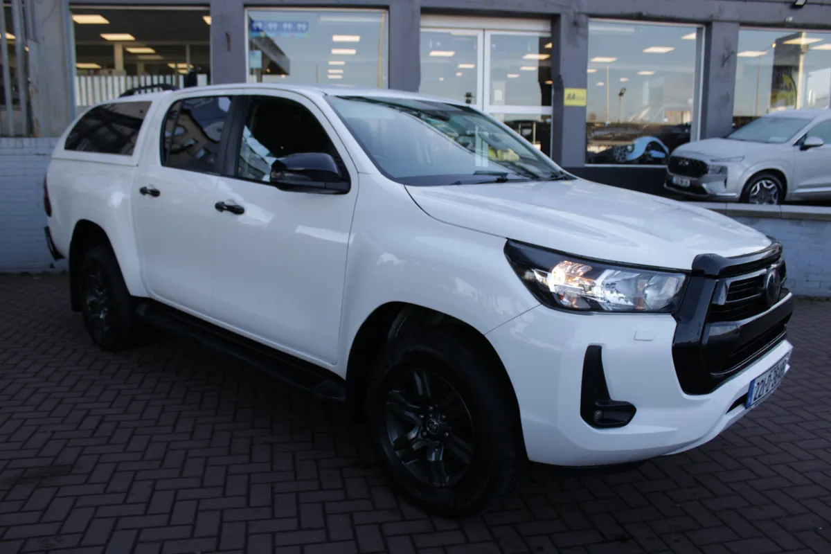Toyota Hilux 2.4 D-4D ICON EDITION  DOUBLE CAB AUT - Image 2