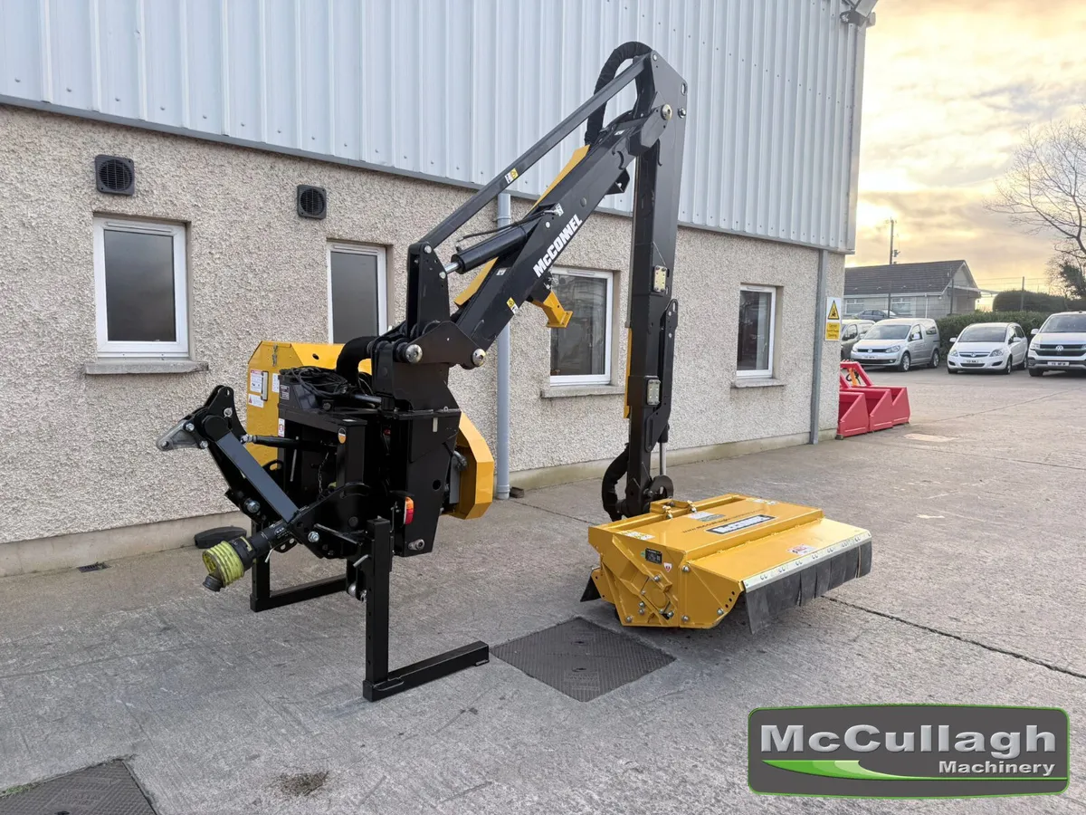 Used McConnel PA6565T Hedgecutter - Image 3