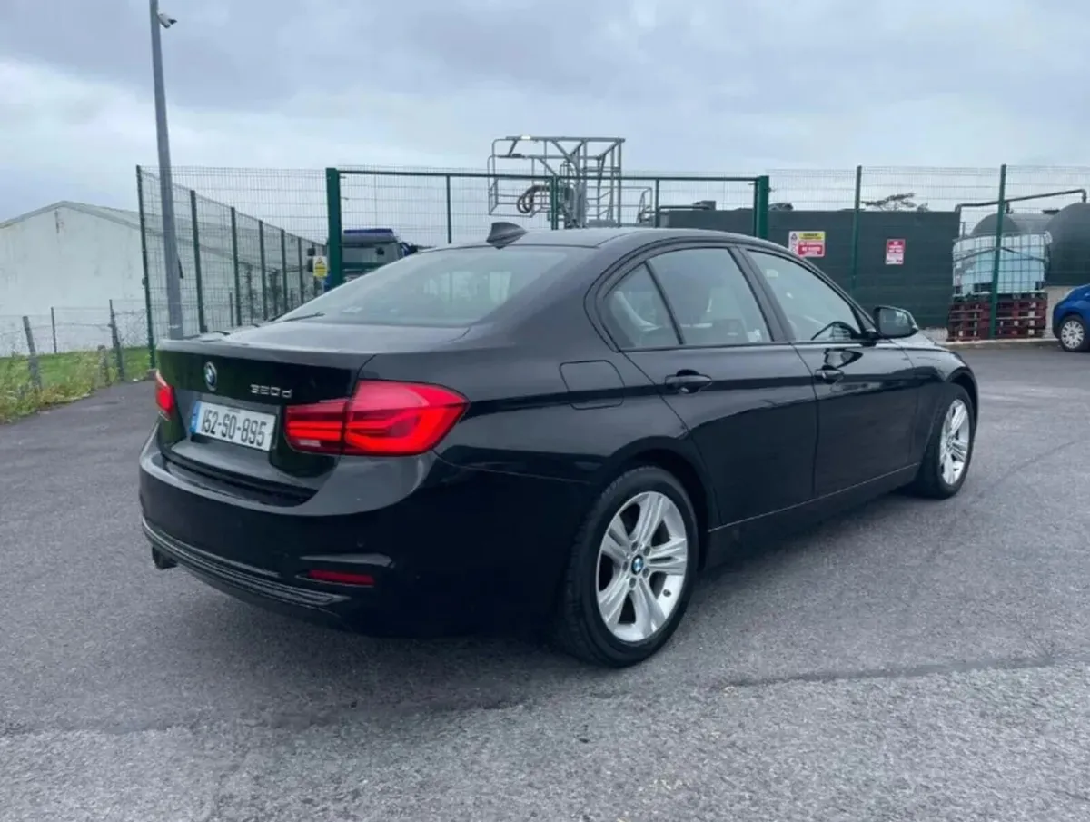 BMW 3-Series 2015 - Image 4