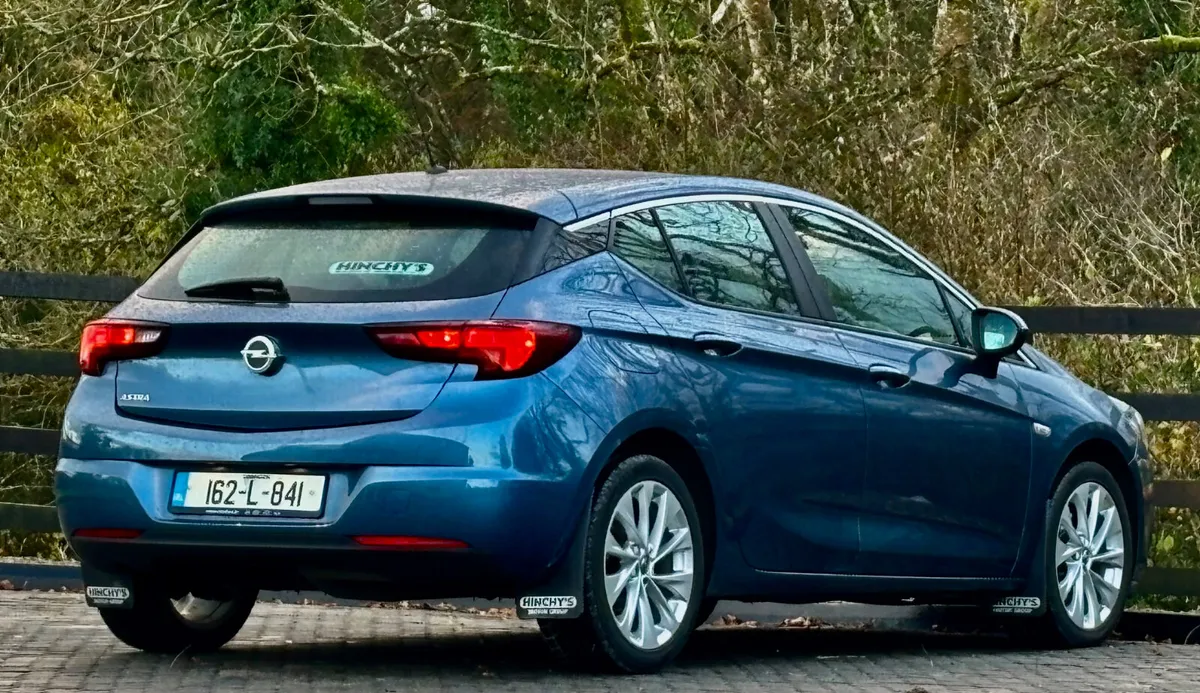 Opel Astra 2016. Stunning 1.4 lr petrol - Image 3