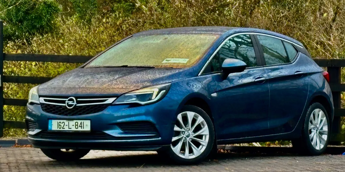 Opel Astra 2016. Stunning 1.4 lr petrol - Image 2
