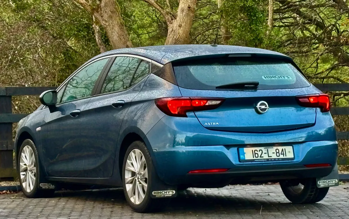 Opel Astra 2016. Stunning 1.4 lr petrol - Image 4