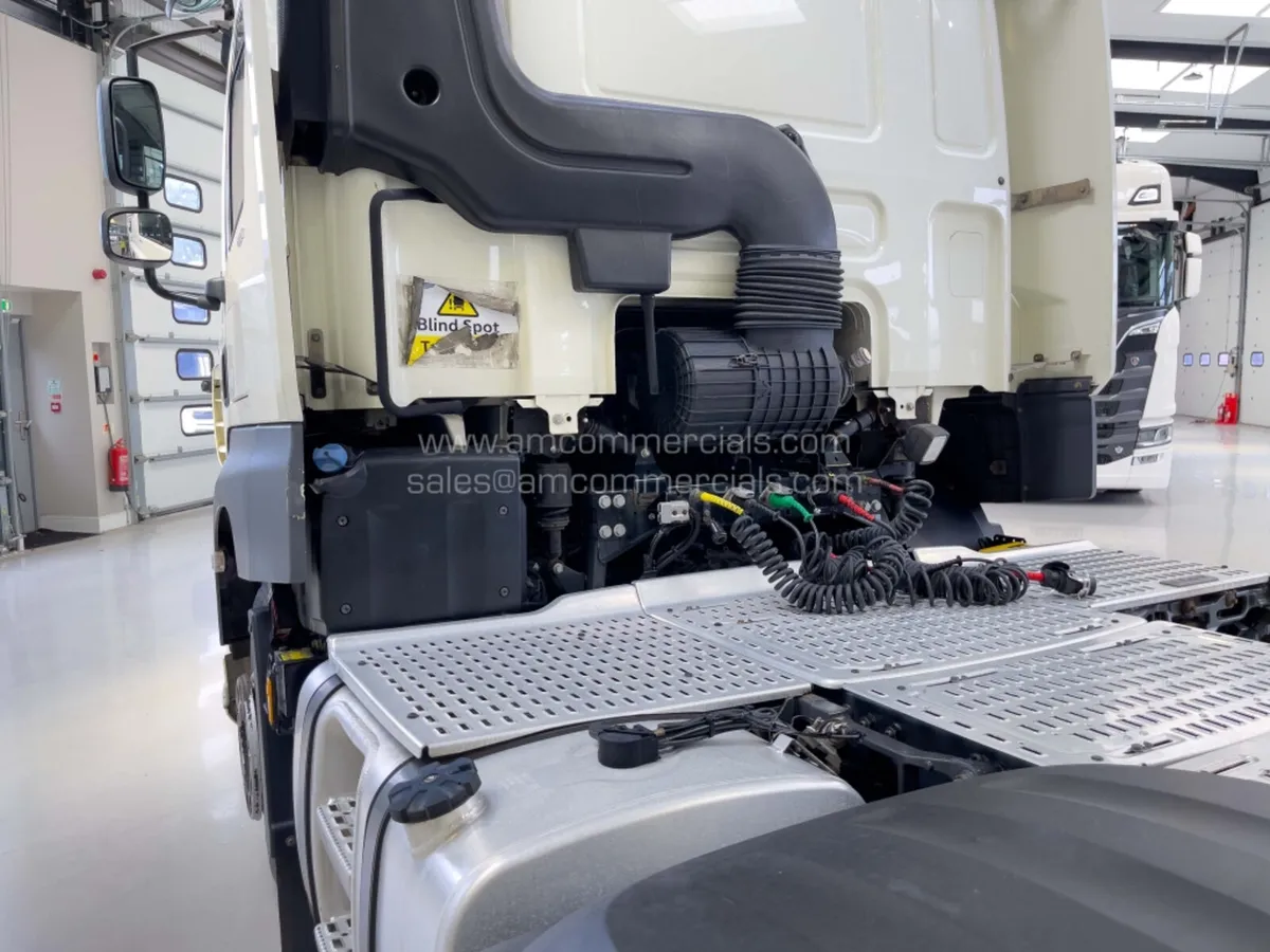 2018 (68) DAF CF 480 SPACECAB 6X2 MIDLIFT - Image 4