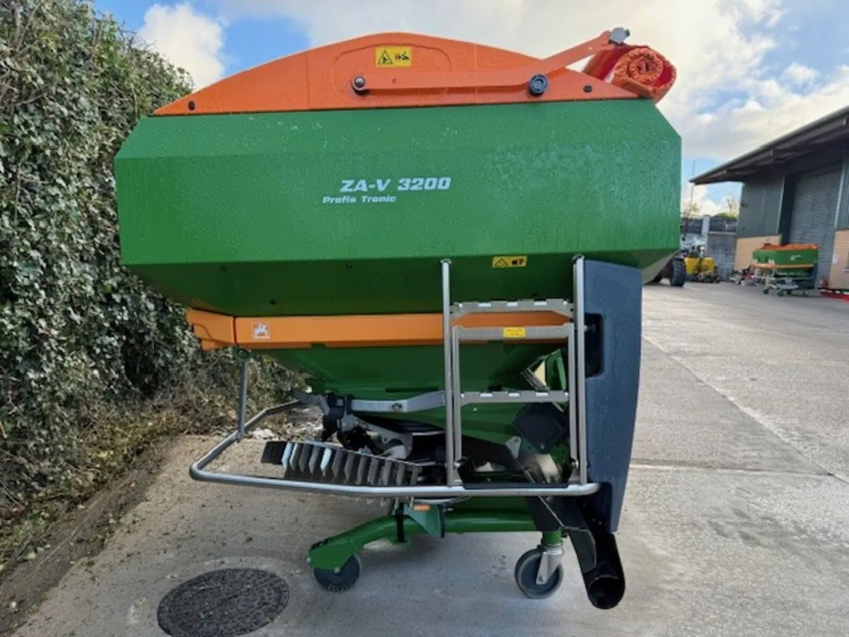 Clearence Sale New Amazone ZAV 3200 Profis Tronic - Image 2