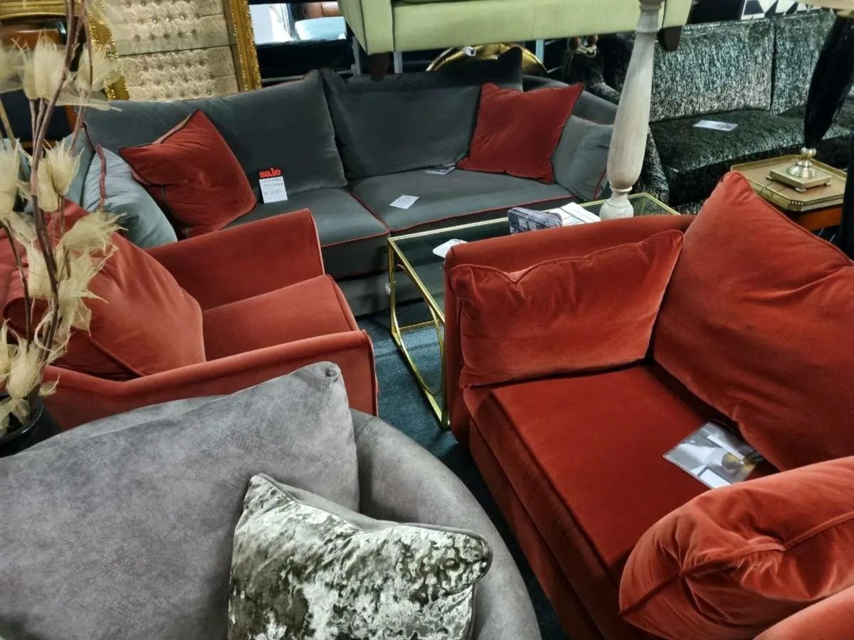 Colin and Hayes suite