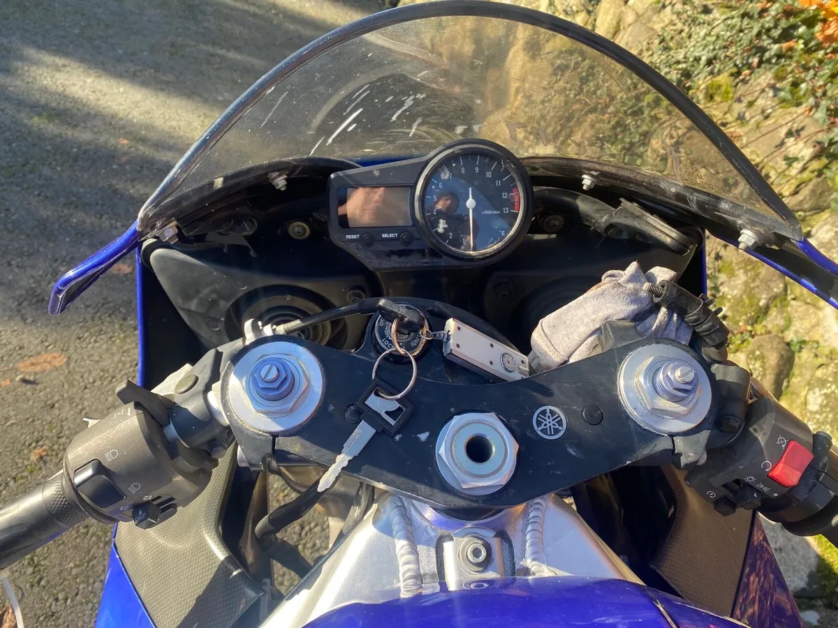 00 yzf 1000 r1 5jj for breaking - Image 4