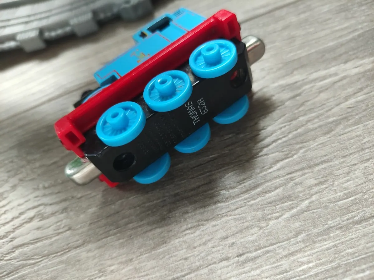 Thomas & Friends Take-n-Play Rattling Railsss Snak - Image 4