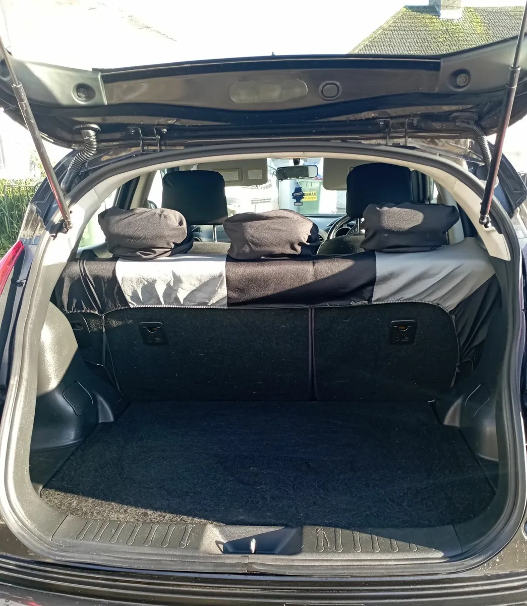 Nissan Juke 2011 - Image 4