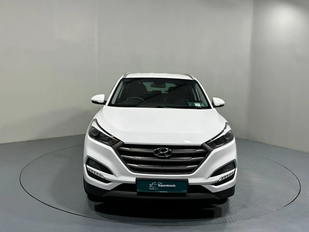 Hyundai Tucson Executive 1.7 Crdi 161 - Image 2