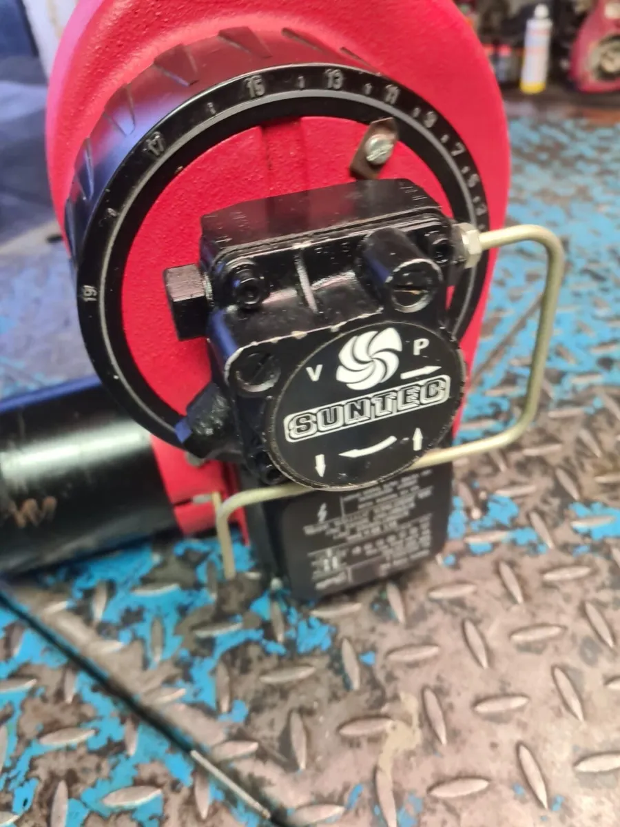 Sun teck Oil burner - Image 1