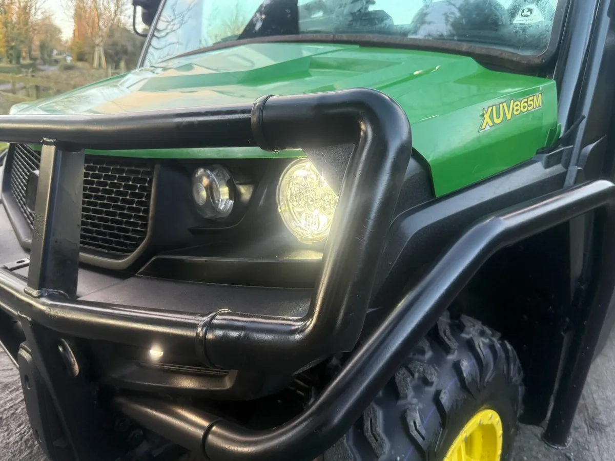 2019 JohnDeere XUV 865m Gator - Image 3
