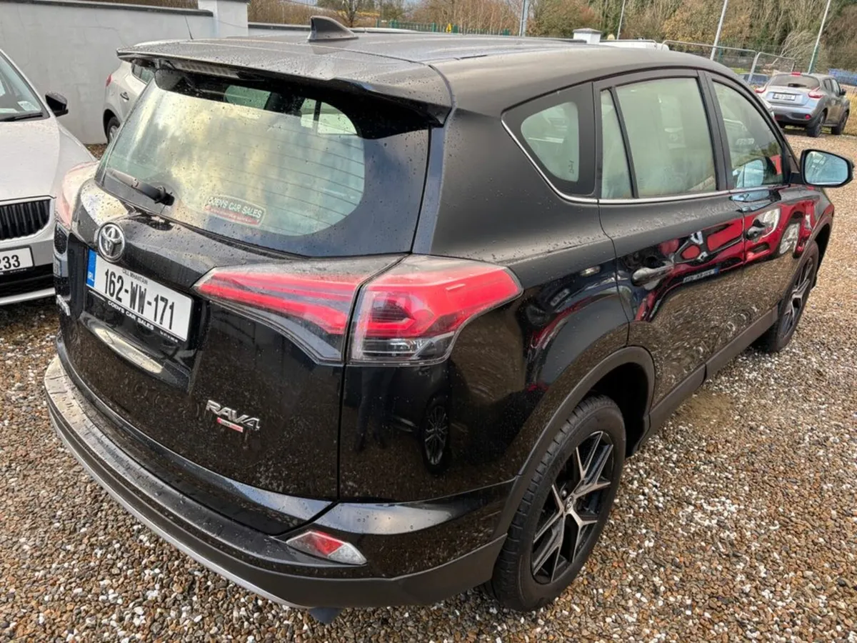 Toyota RAV4 2.0D 143 Luna Sport 178Km - Image 3