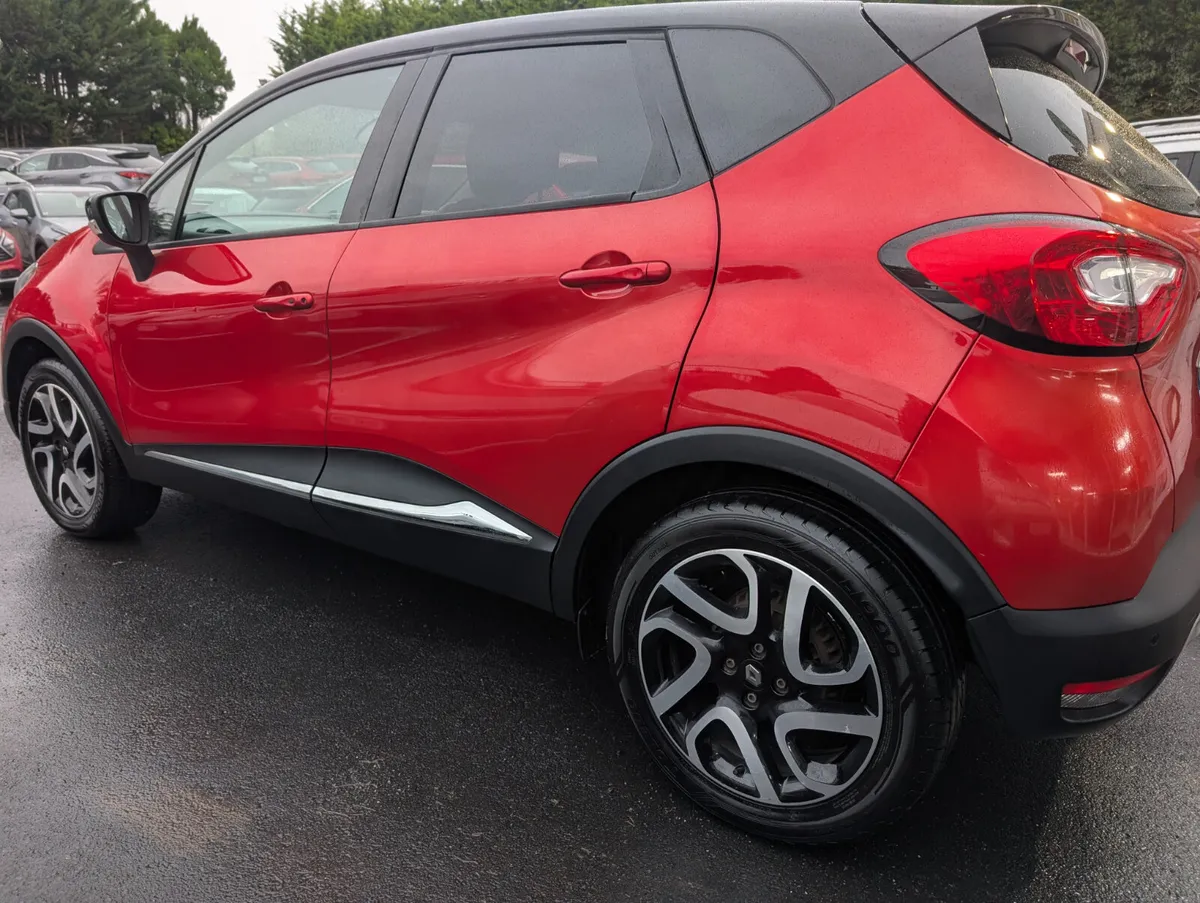 Renault Captur SIGNATURE 2015 - Image 4