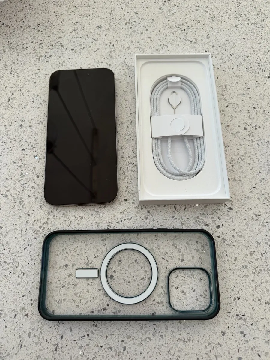 iPhone 16 pro max - Image 3