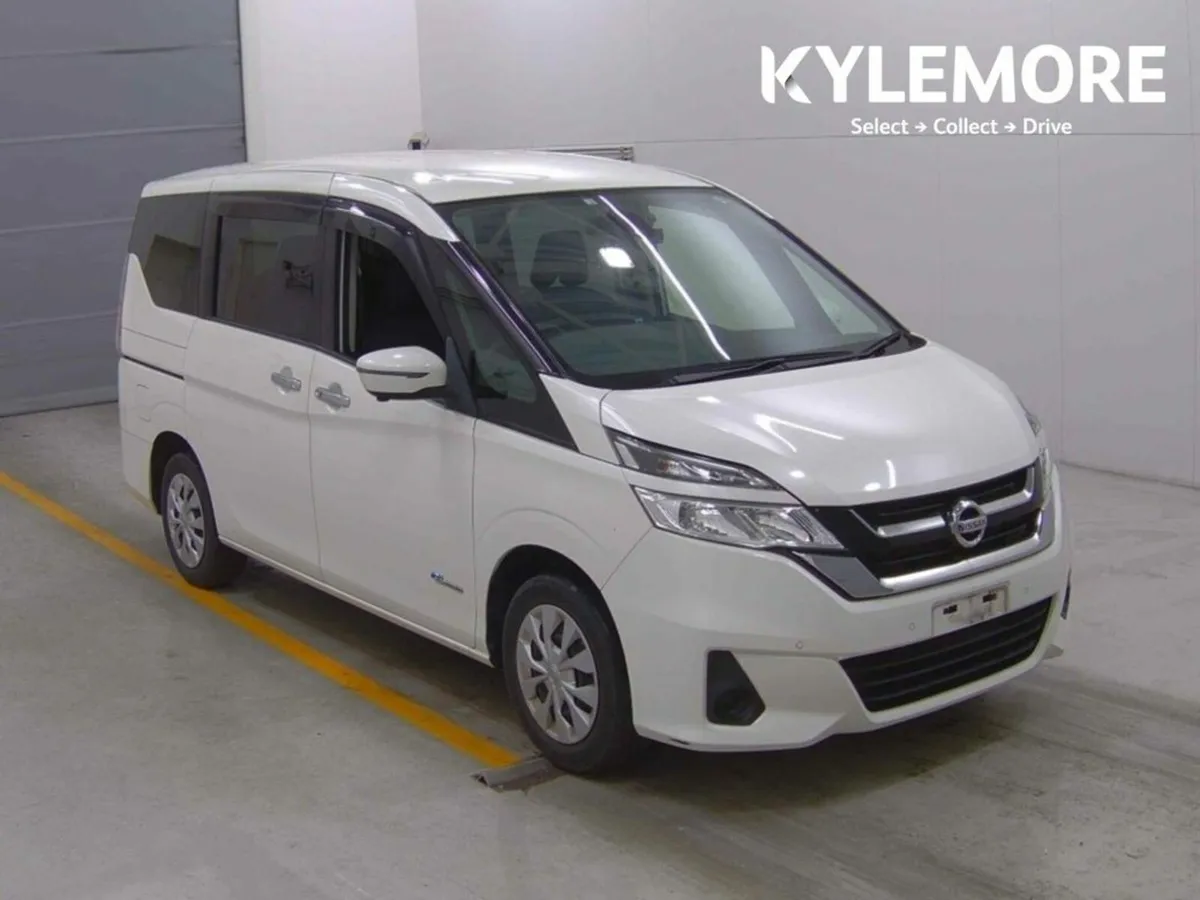 Nissan Serena HYBRID 2.0 AUTOMATIC - Image 1