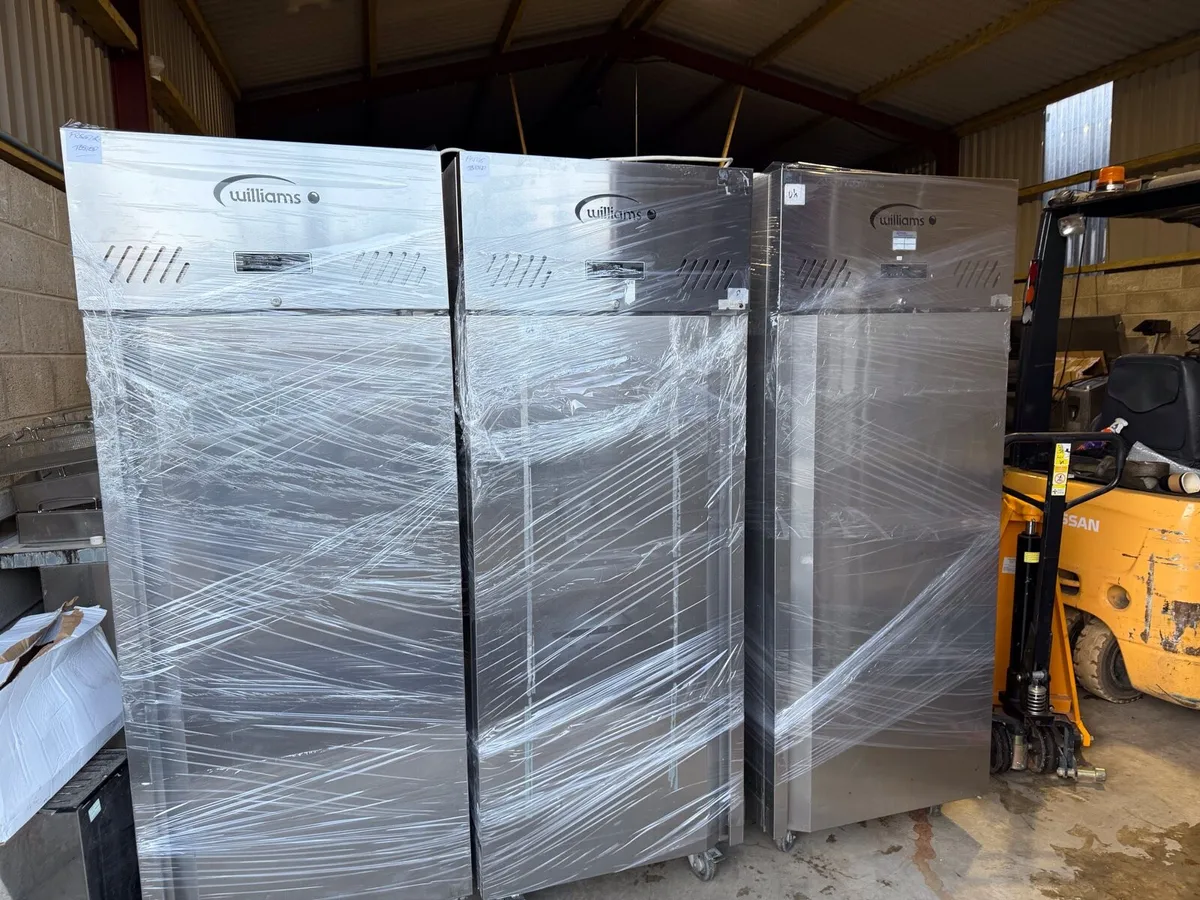 Williams single door fridges and freezers - Image 2