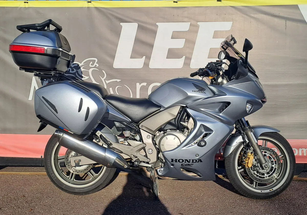 2011 HONDA CBF1000 - Image 1