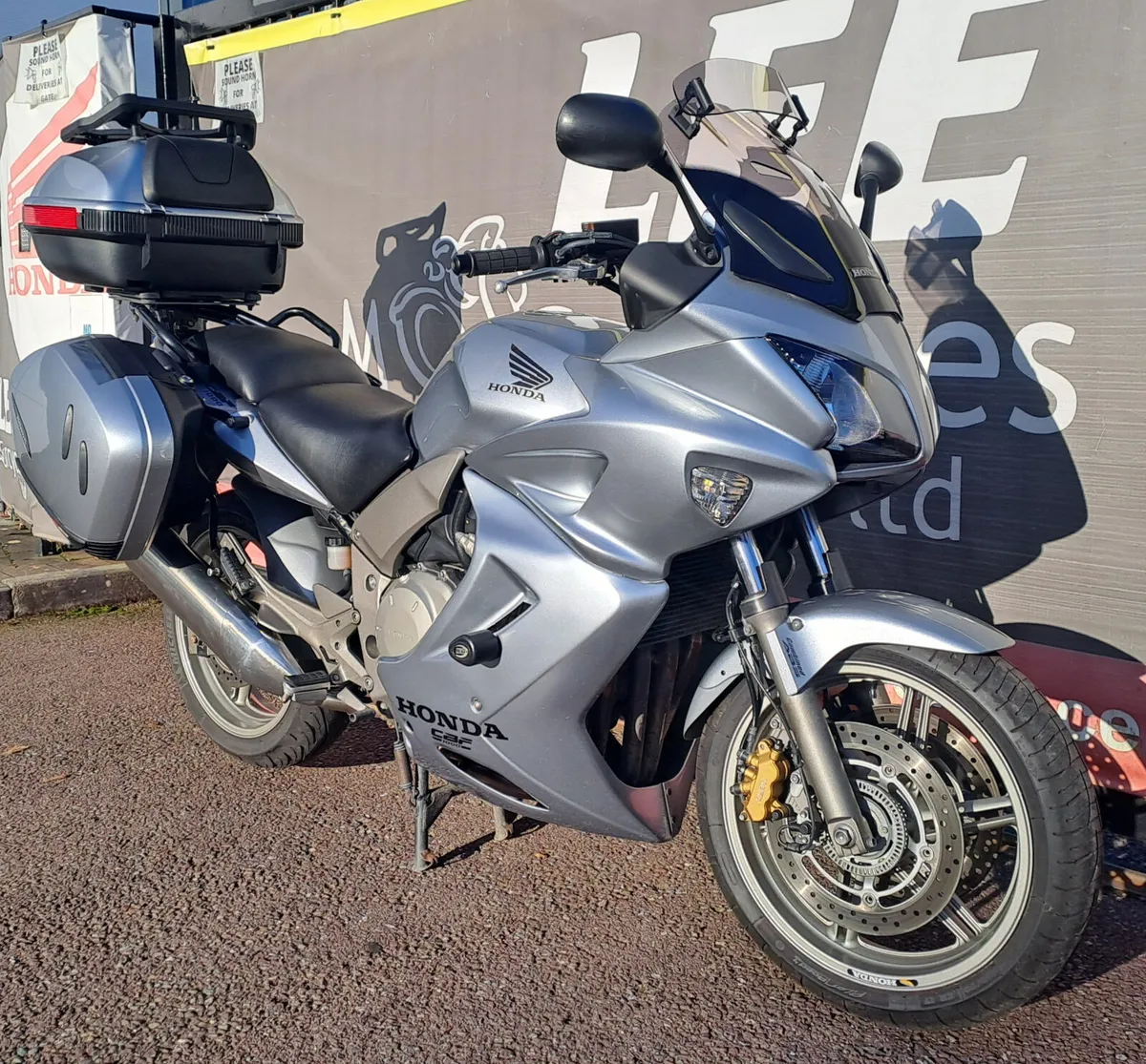 2011 HONDA CBF1000 - Image 2