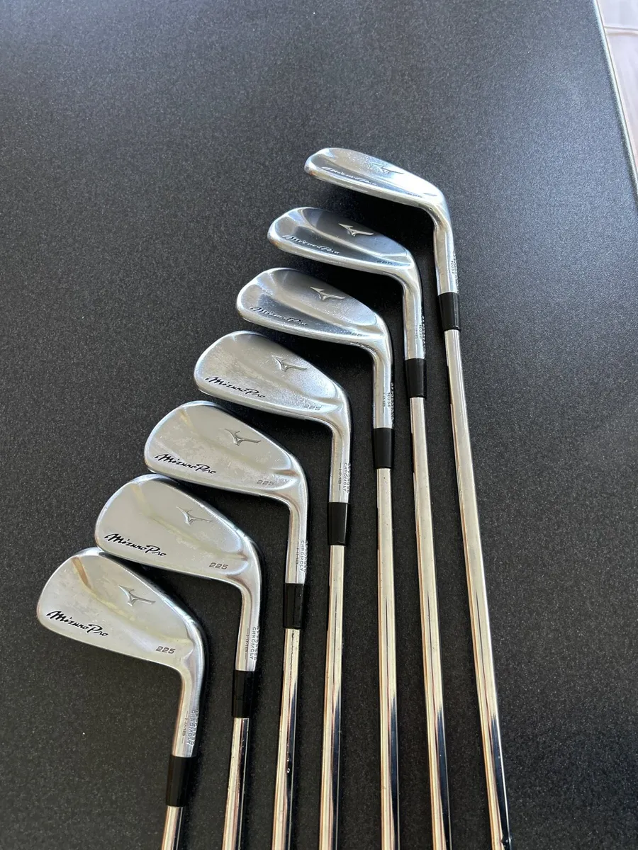 Mizuno Pro 225 iron set 5- Gap wedge - Image 3