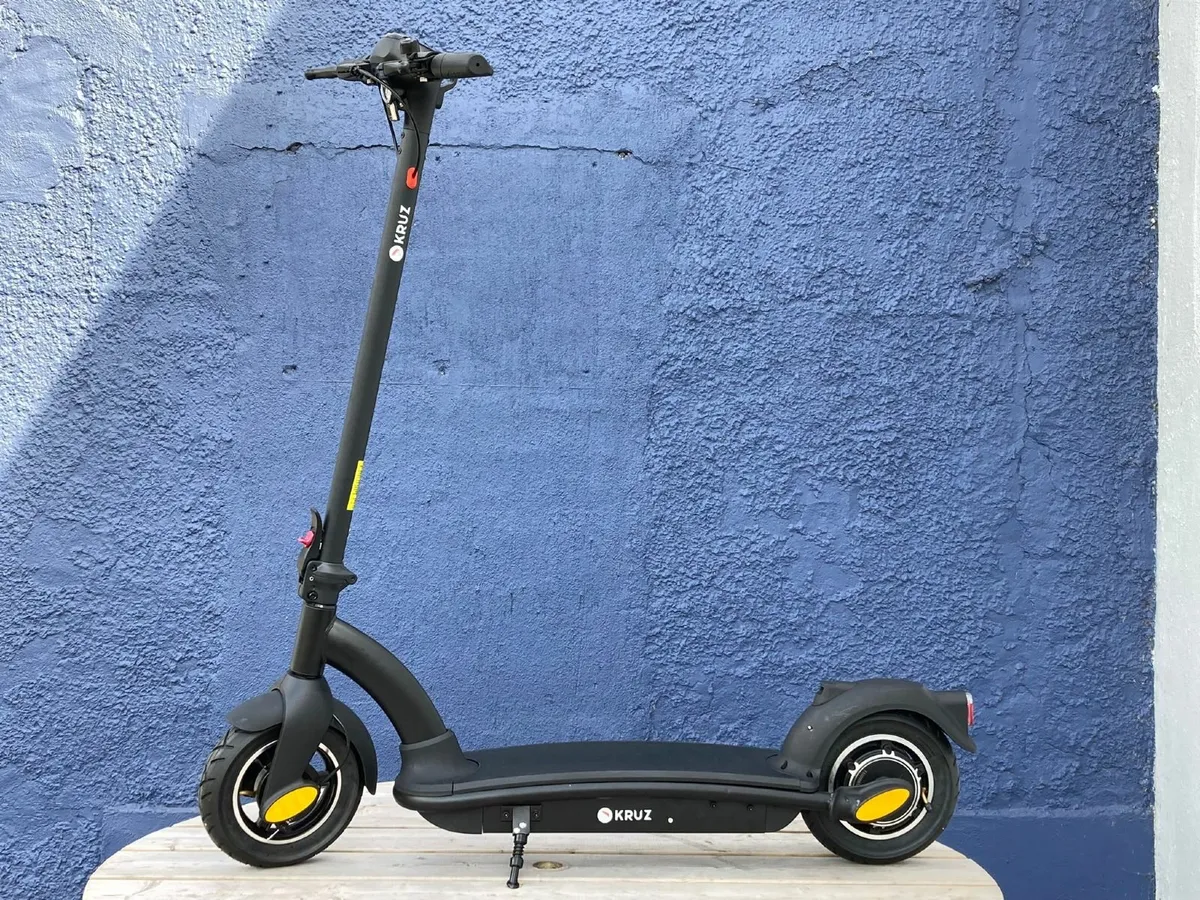 X-35 PRO Folding Electric Scooter - Image 4