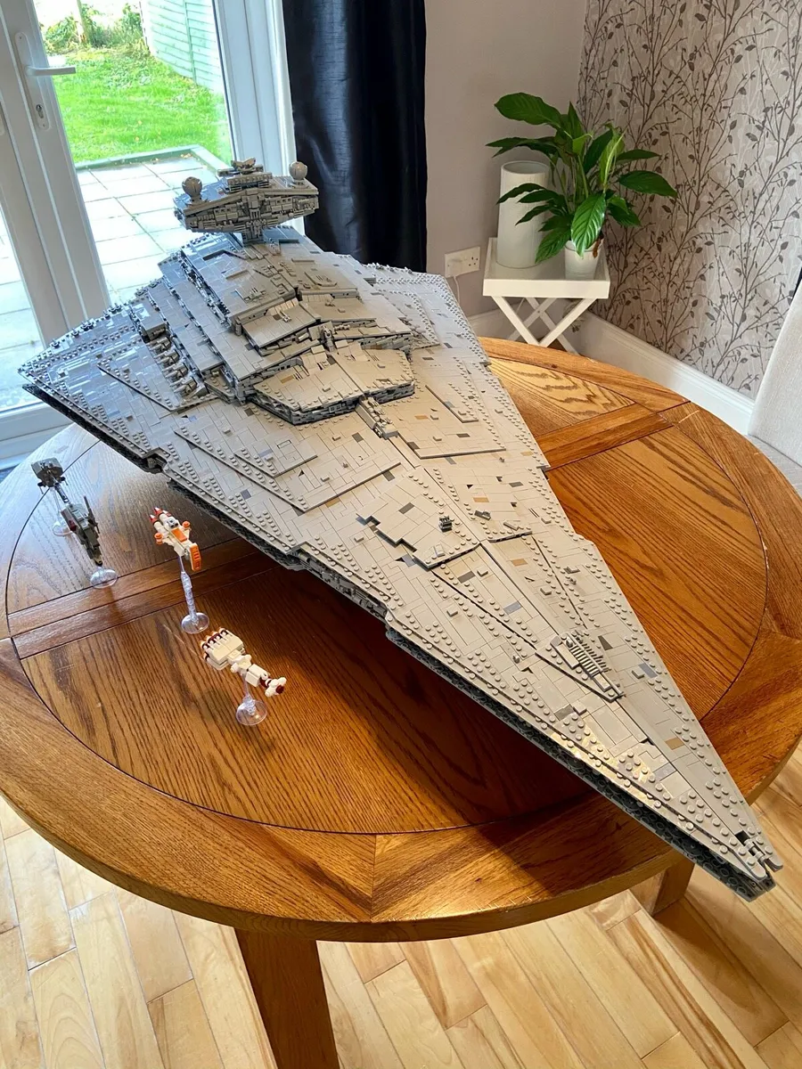 Non - Lego Star Wars Mould King Star Destroyer - Image 1