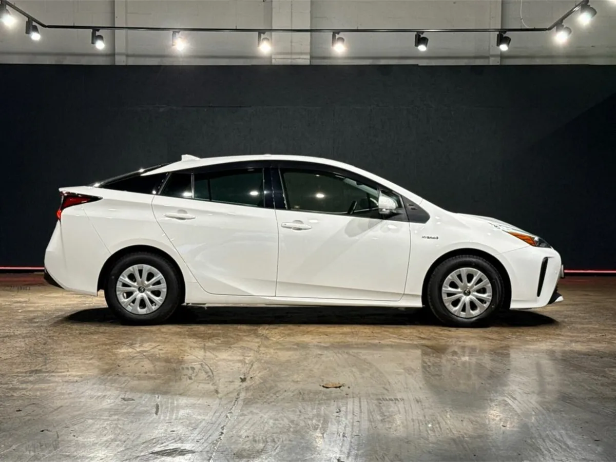 Toyota Prius HYBRID 1.8L AUTOMATIC - CRUISE CONTRO - Image 3