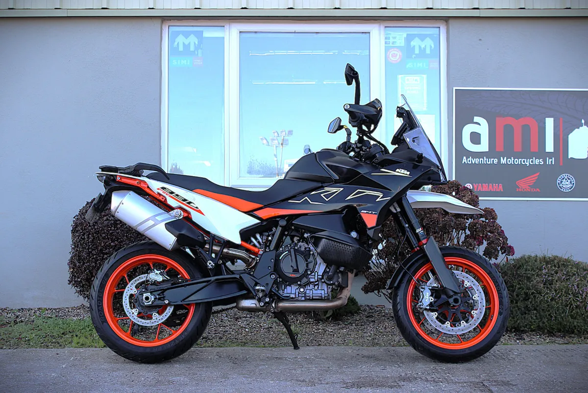 KTM 990 SMT 2023 - Image 1