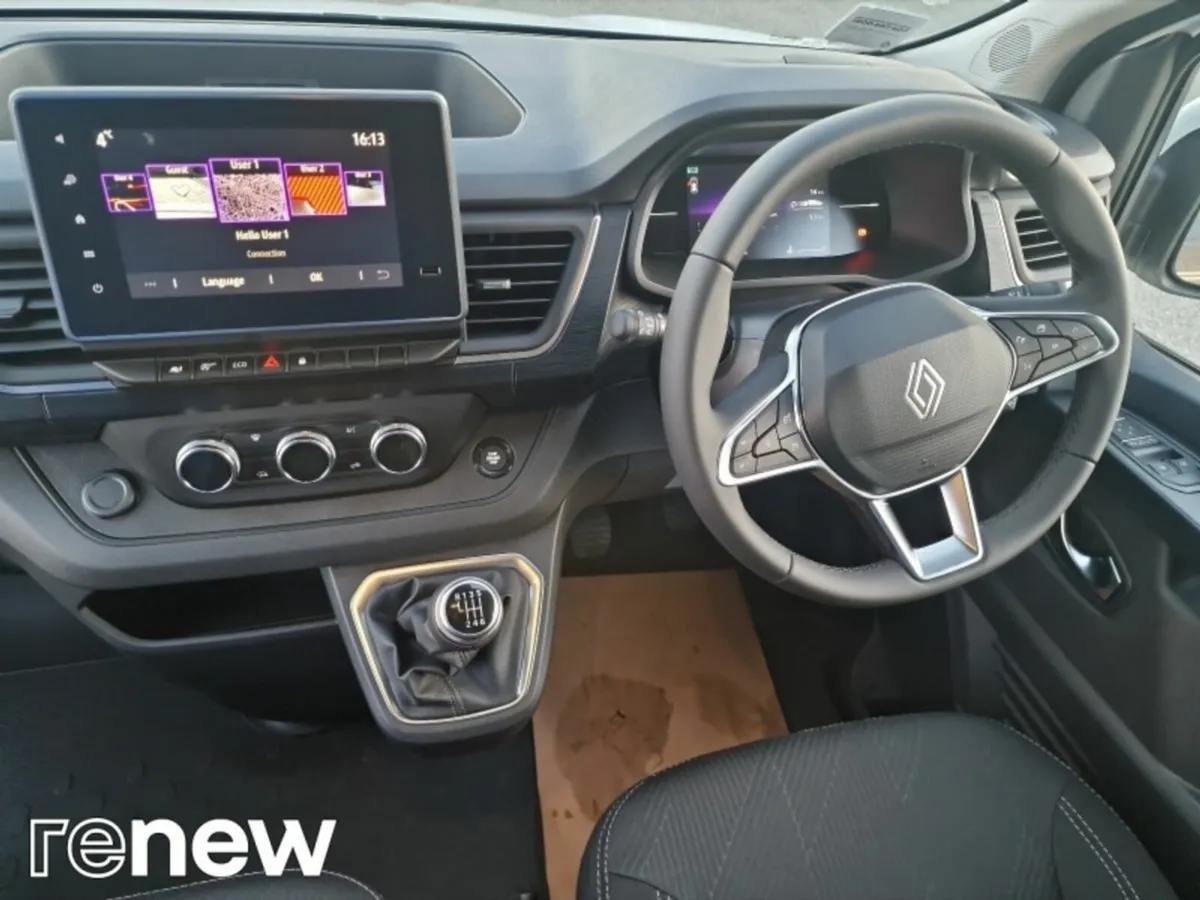 Renault Trafic LL30 150 Extra Sport - Image 2