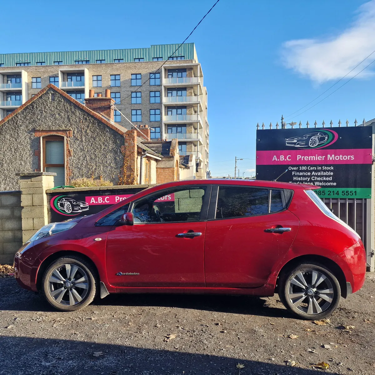 Nissan Leaf 2014 - Image 4